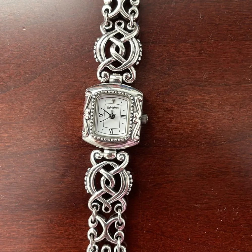 Watch - Picture 2 of 4
